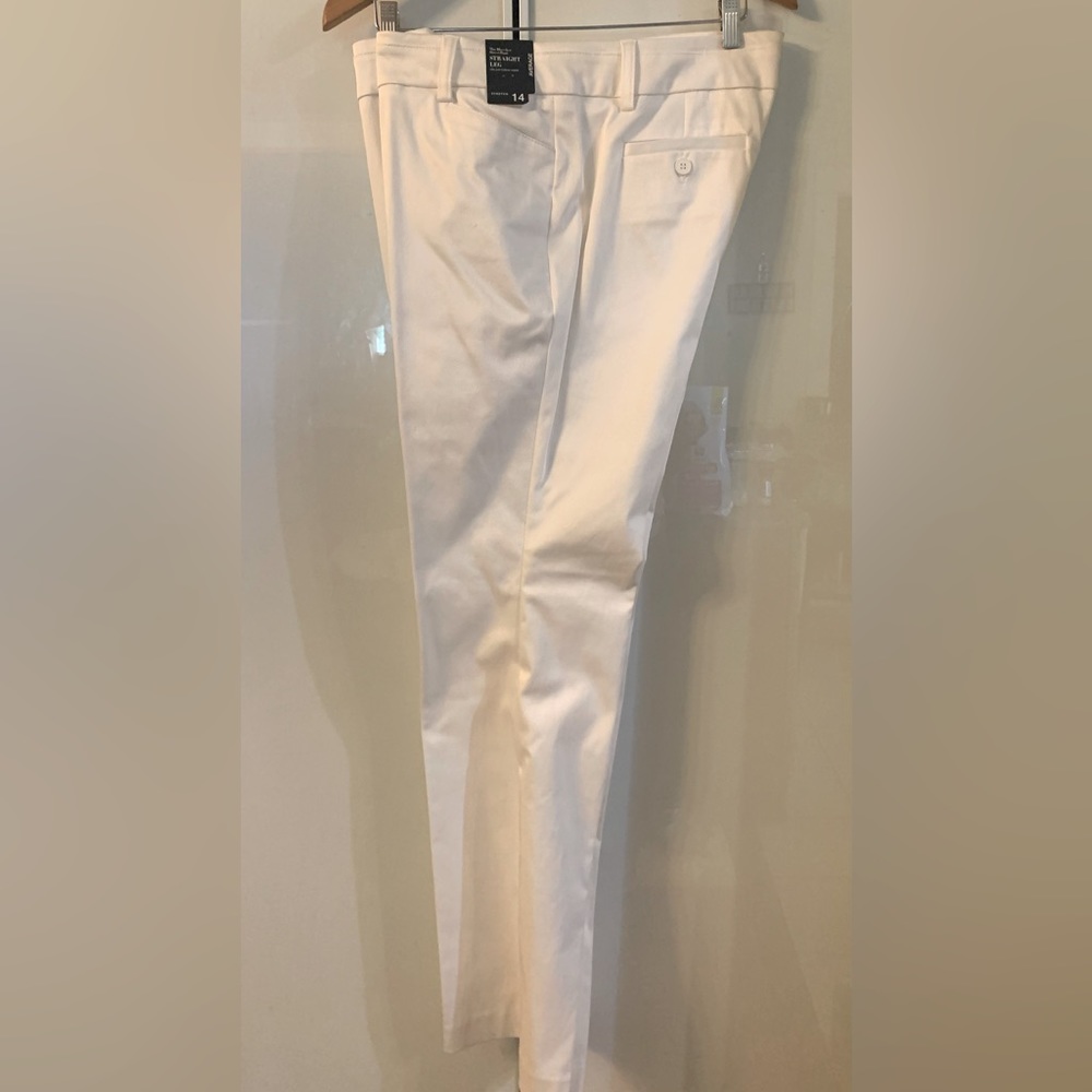 New York and Company white stretch women’s pants